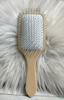 WOOD HANDLE HAIR COMB- SQUARE 